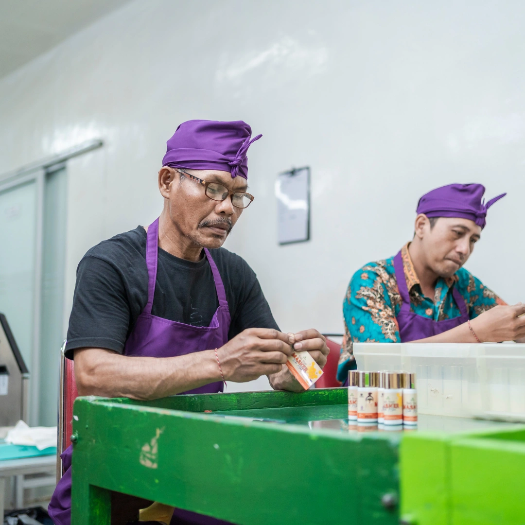 Penyerapan Tenaga Kerja Lokal & Lansia